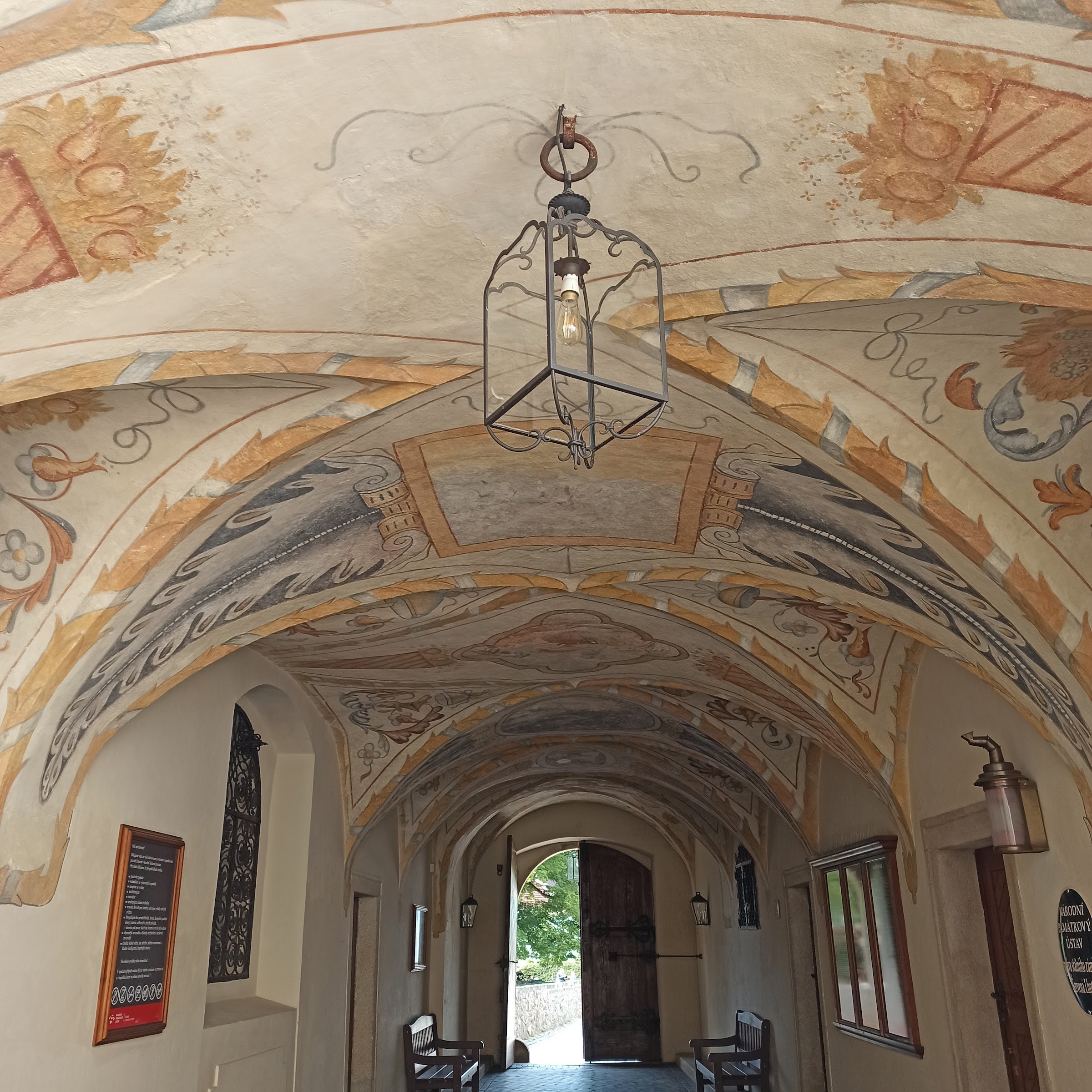 Červená Lhota Castle